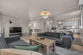 Stort hus med mange soverom sentralt i Tromsø